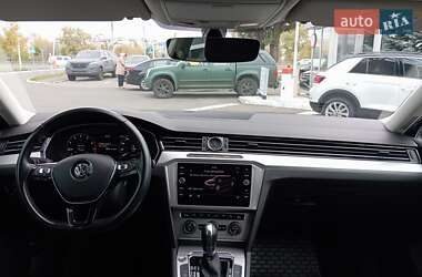 Седан Volkswagen Passat 2019 в 