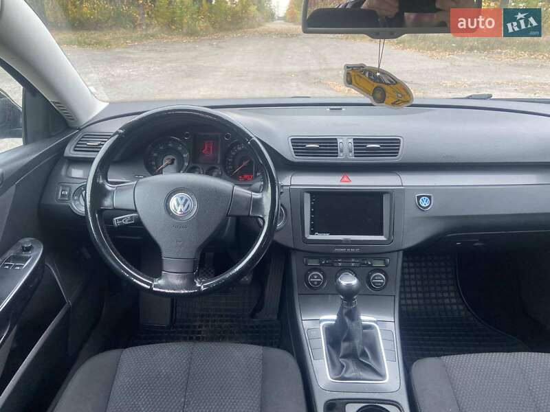 Седан Volkswagen Passat 2006 в Луцке фото 18 Седан Volkswagen Passat 2006 в Луцке