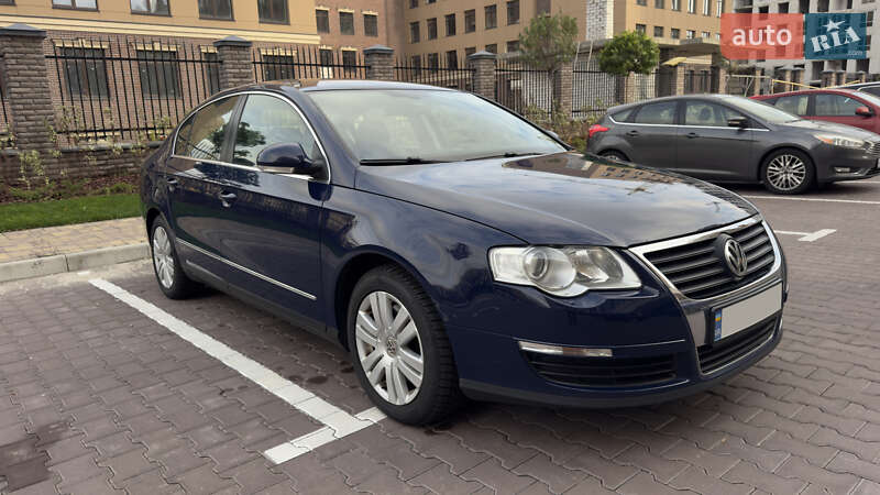 Седан Volkswagen Passat 2009 в Києві
