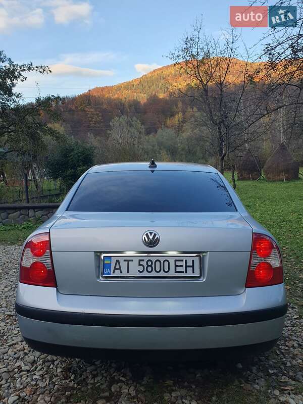 Седан Volkswagen Passat 2003 в Косове