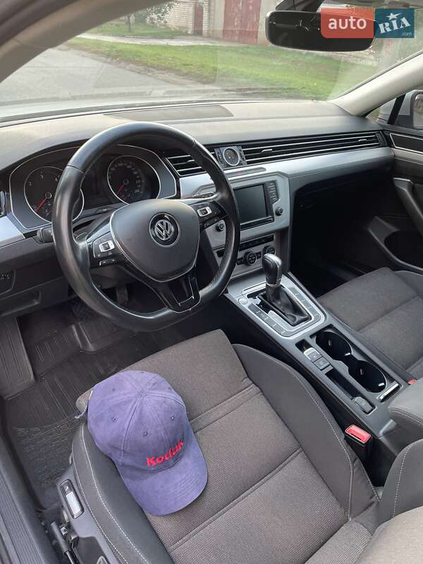 Универсал Volkswagen Passat 2016 в Кривом Роге
