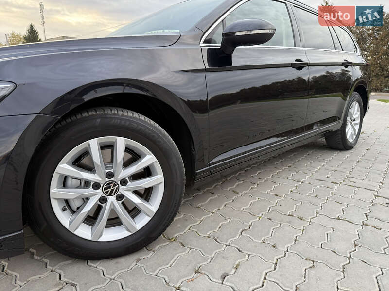 Универсал Volkswagen Passat 2021 в Львове фото 5 Универсал Volkswagen Passat 2021 в Львове