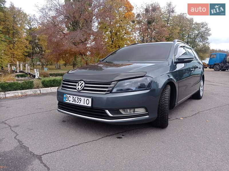 Volkswagen Passat 2011