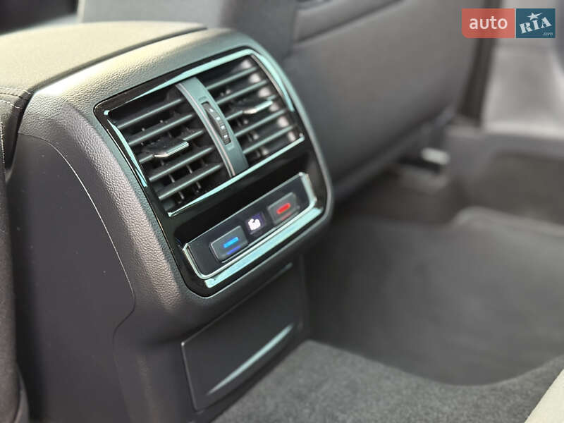 Универсал Volkswagen Passat 2021 в Львове фото 70 Универсал Volkswagen Passat 2021 в Львове