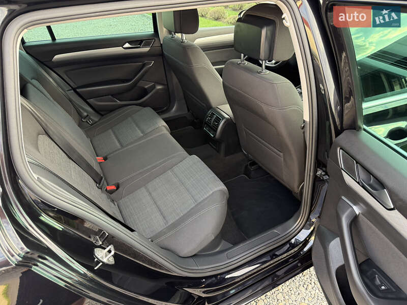 Универсал Volkswagen Passat 2021 в Львове фото 61 Универсал Volkswagen Passat 2021 в Львове