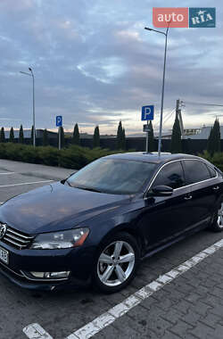 Седан Volkswagen Passat 2013 в Тернополі