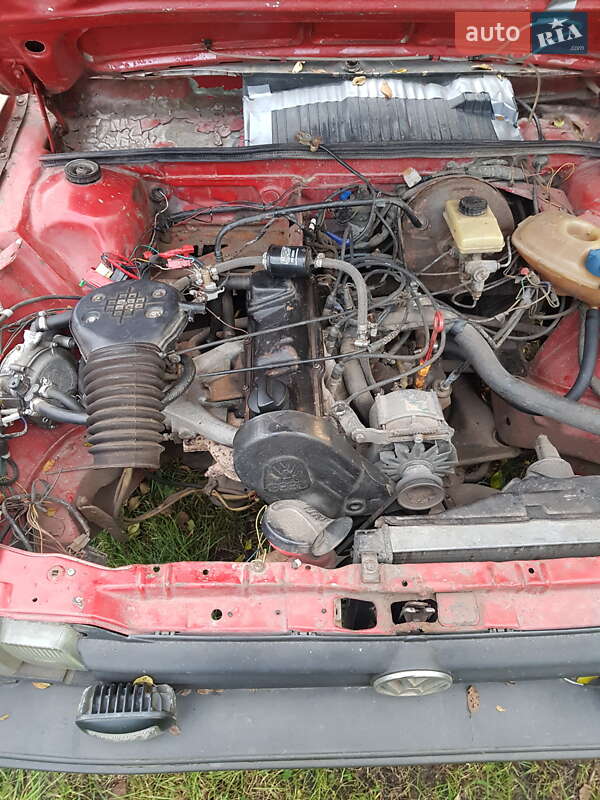 Хетчбек Volkswagen Passat 1980 в Зборові