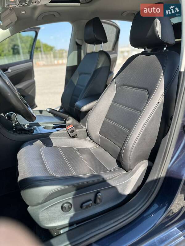 Седан Volkswagen Passat 2014 в Рожнятове фото 26 Седан Volkswagen Passat 2014 в Рожнятове