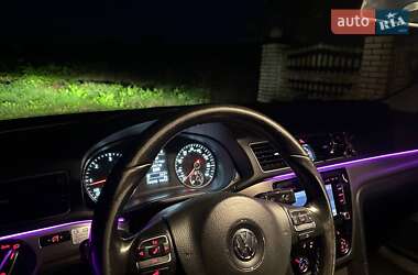 Седан Volkswagen Passat 2014 в 