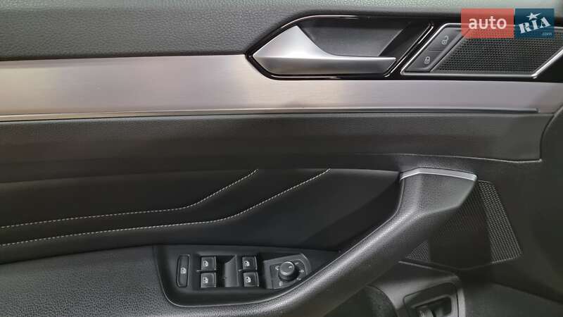 Седан Volkswagen Passat 2021 в Києві