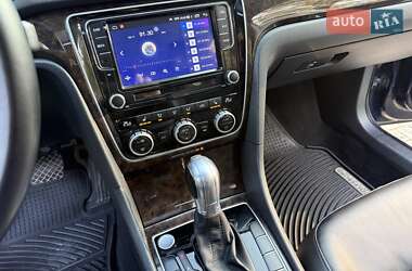 Седан Volkswagen Passat 2014 в 