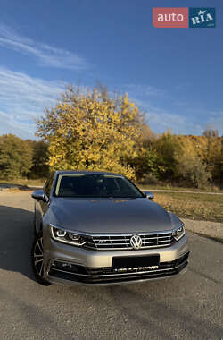 Седан Volkswagen Passat 2018 в 