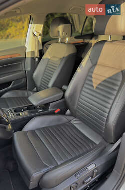 Седан Volkswagen Passat 2018 в 