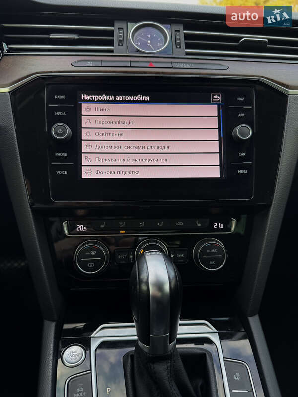 Седан Volkswagen Passat 2018 в Дніпрі