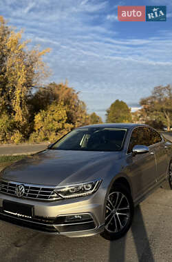 Седан Volkswagen Passat 2018 в 