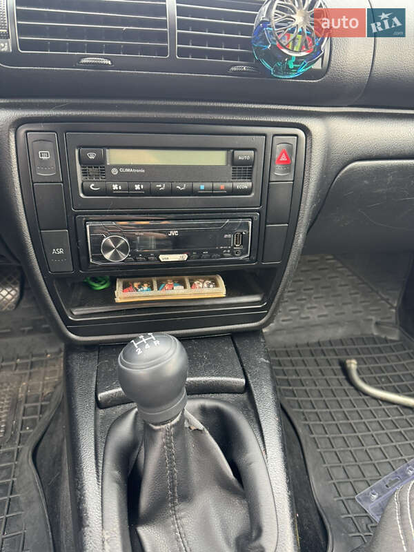 Универсал Volkswagen Passat 2001 в Киеве фото 10 Универсал Volkswagen Passat 2001 в Киеве