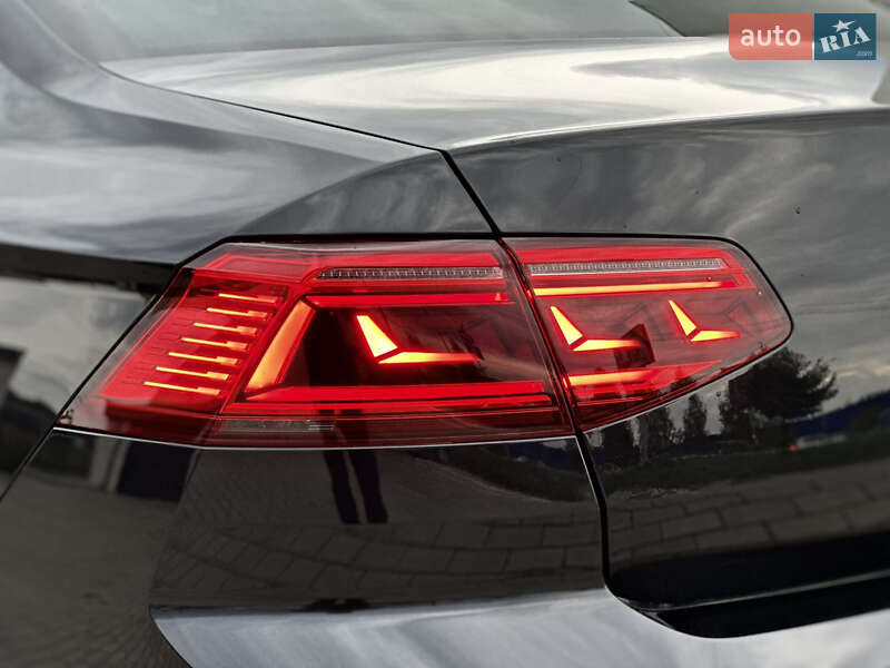 Седан Volkswagen Passat 2021 в Ровно фото 30 Седан Volkswagen Passat 2021 в Ровно