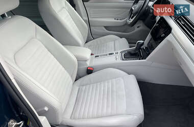 Универсал Volkswagen Passat 2022 в 