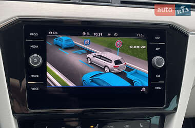 Универсал Volkswagen Passat 2022 в 