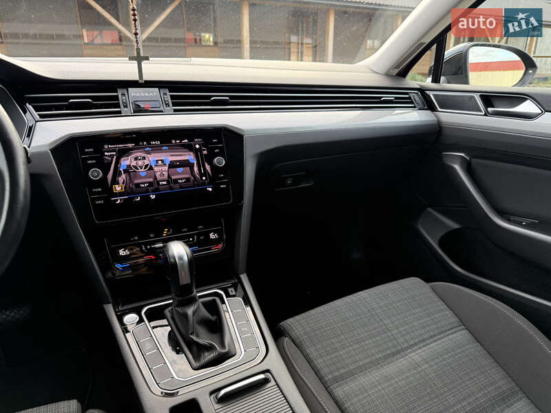 Универсал Volkswagen Passat 2021 в Львове фото 65 Универсал Volkswagen Passat 2021 в Львове