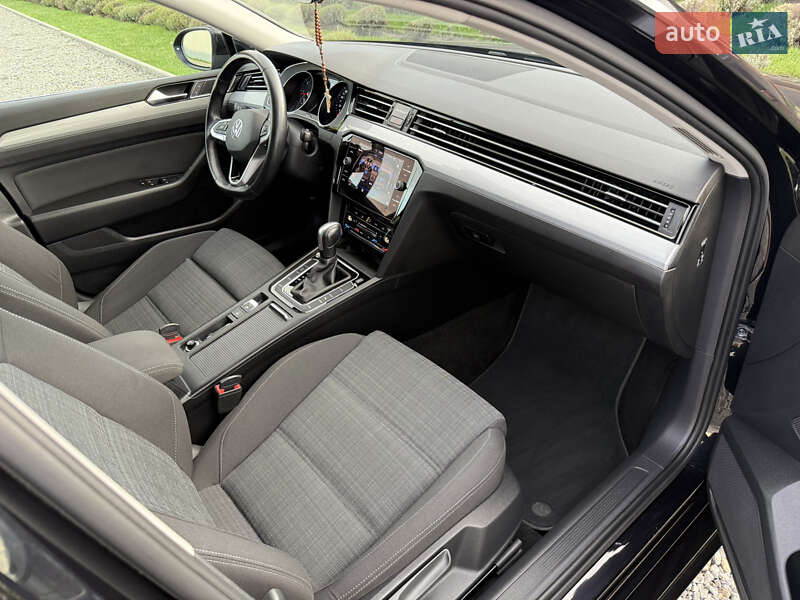 Универсал Volkswagen Passat 2021 в Львове фото 68 Универсал Volkswagen Passat 2021 в Львове