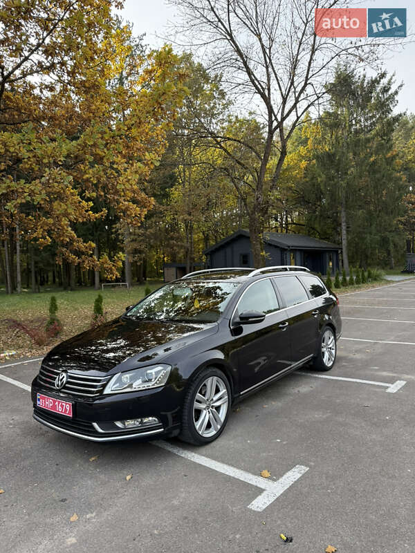Универсал Volkswagen Passat 2013 в Ровно фото Универсал Volkswagen Passat 2013 в Ровно