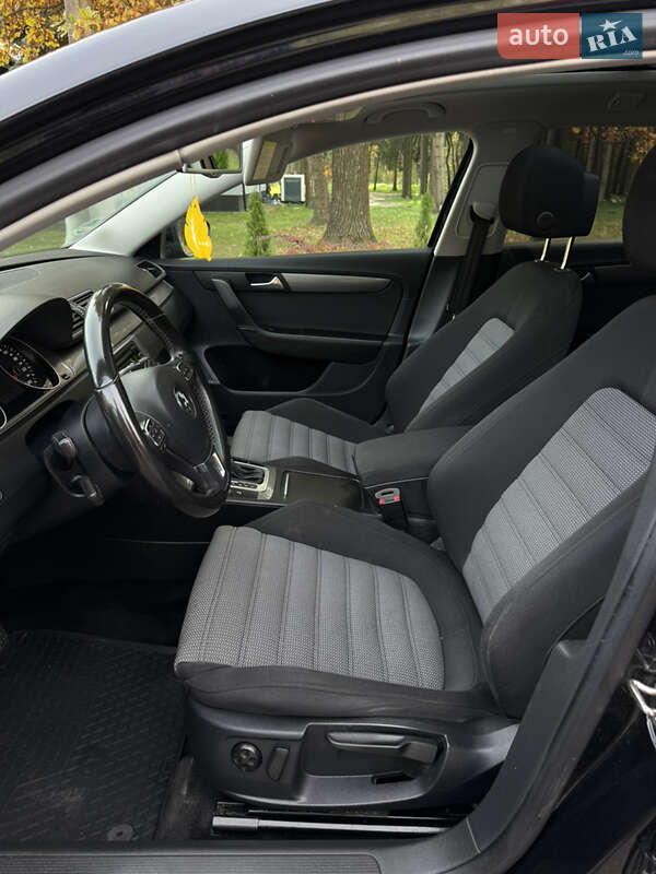 Универсал Volkswagen Passat 2013 в Ровно фото 15 Универсал Volkswagen Passat 2013 в Ровно