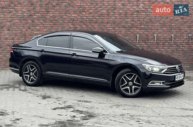 Седан Volkswagen Passat 2018 в 