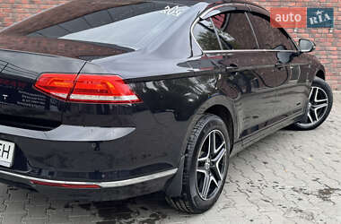 Седан Volkswagen Passat 2018 в 