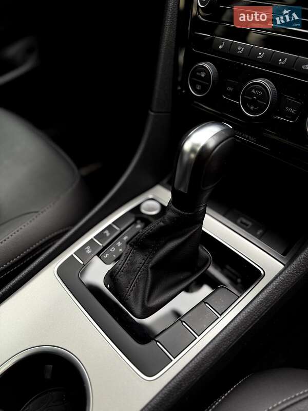 Седан Volkswagen Passat 2021 в Ромнах фото 26 Седан Volkswagen Passat 2021 в Ромнах