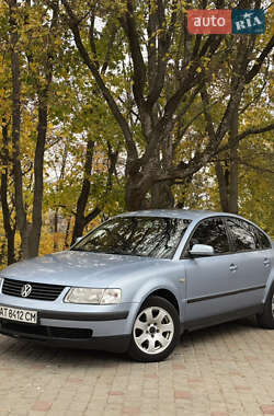 Седан Volkswagen Passat 1999 в Каменец-Подольском
