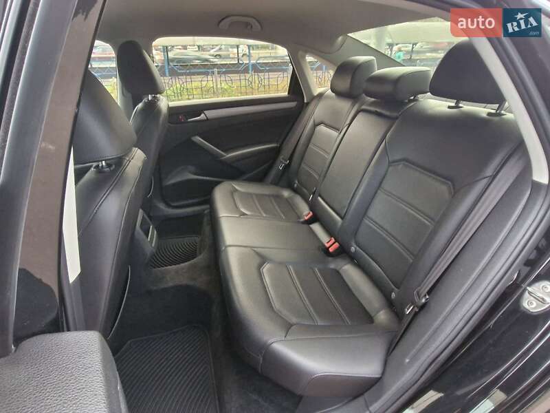 Седан Volkswagen Passat 2015 в Києві фото 22 Седан Volkswagen Passat 2015 в Києві