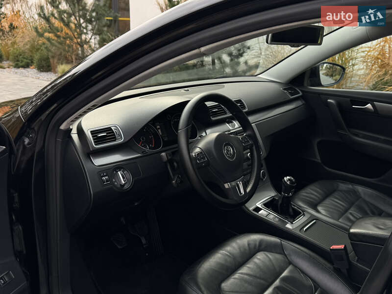 Універсал Volkswagen Passat 2014 в Луцьку фото 10 Універсал Volkswagen Passat 2014 в Луцьку
