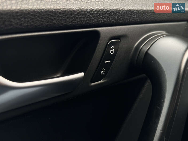 Універсал Volkswagen Passat 2014 в Луцьку фото 59 Універсал Volkswagen Passat 2014 в Луцьку