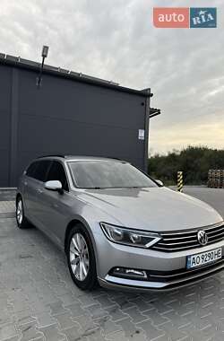 Універсал Volkswagen Passat 2017 в Ужгороді