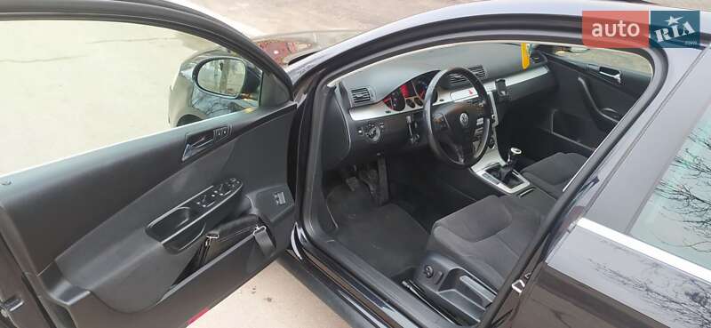 Универсал Volkswagen Passat 2007 в Первомайске фото 13 Универсал Volkswagen Passat 2007 в Первомайске