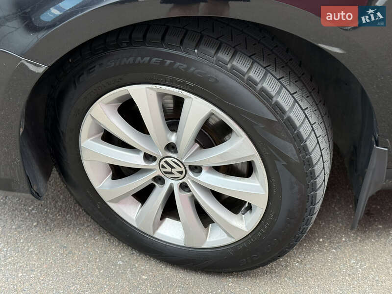 Универсал Volkswagen Passat 2014 в Киеве фото 14 Универсал Volkswagen Passat 2014 в Киеве