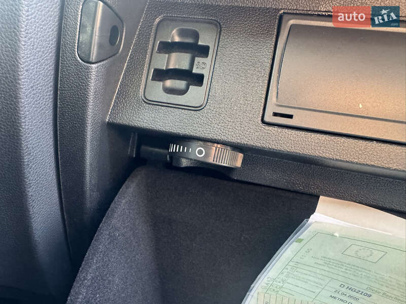 Седан Volkswagen Passat 2020 в Луцке