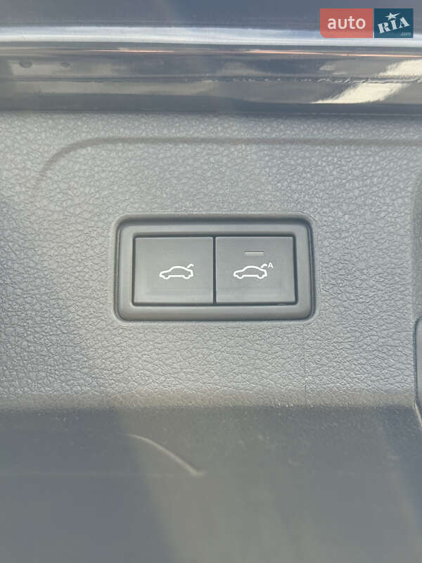 Універсал Volkswagen Passat 2017 в Миколаєві фото 49 Універсал Volkswagen Passat 2017 в Миколаєві