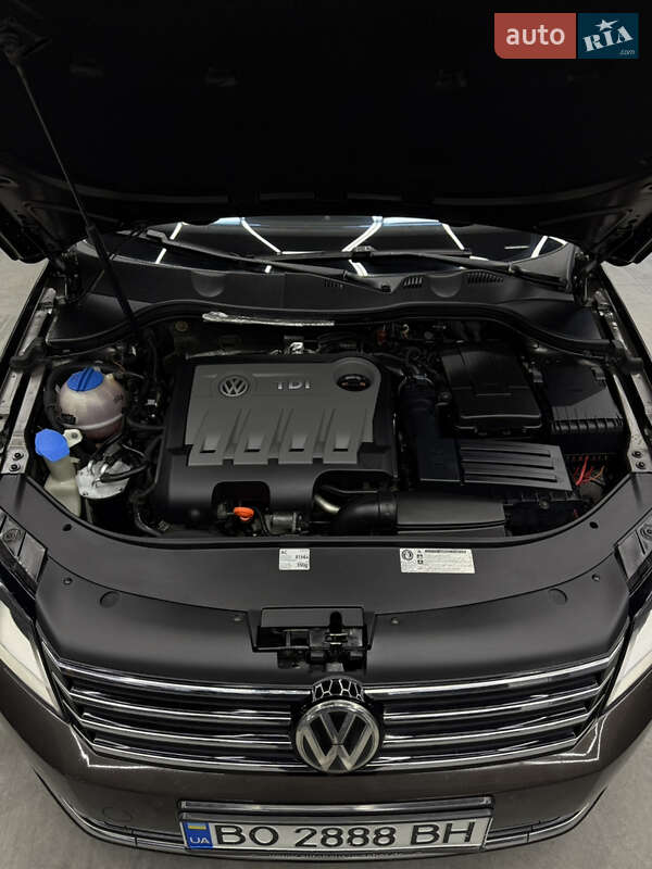 Універсал Volkswagen Passat 2012 в Чернівцях фото 26 Універсал Volkswagen Passat 2012 в Чернівцях
