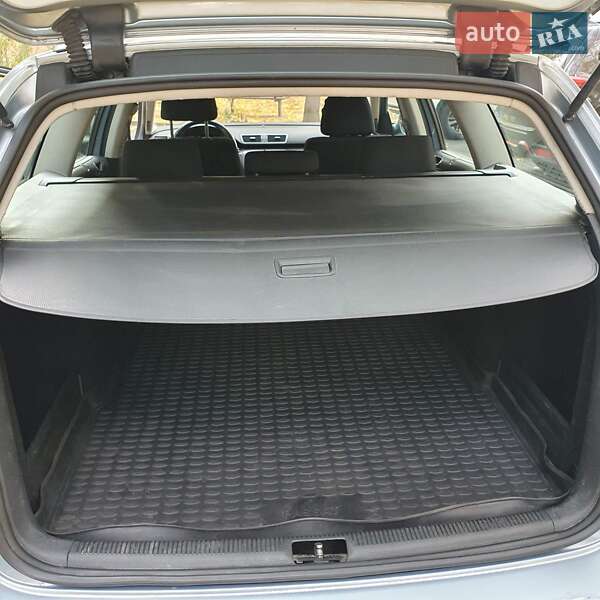 Универсал Volkswagen Passat 2010 в Днепре