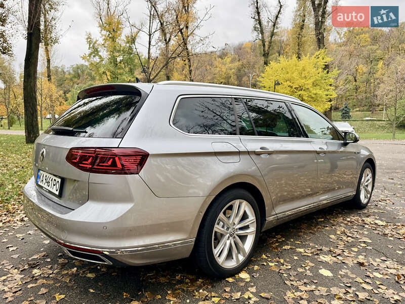 Универсал Volkswagen Passat 2020 в Киеве фото 9 Универсал Volkswagen Passat 2020 в Киеве