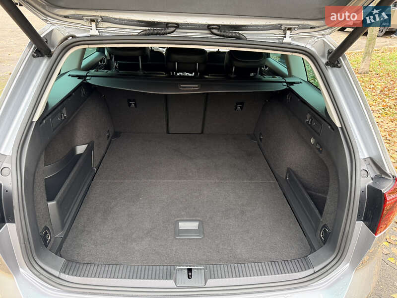 Универсал Volkswagen Passat 2020 в Киеве фото 46 Универсал Volkswagen Passat 2020 в Киеве