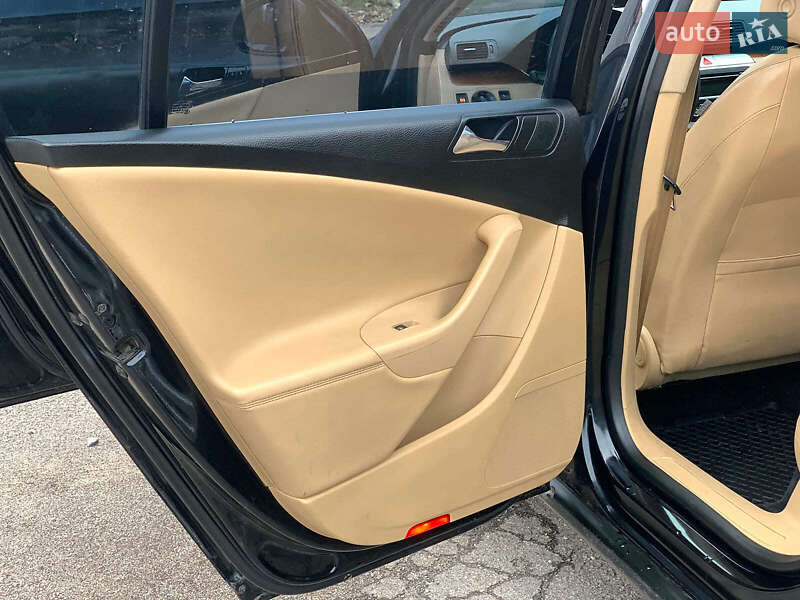 Седан Volkswagen Passat 2007 в Вінниці
