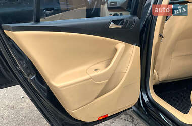 Седан Volkswagen Passat 2007 в 