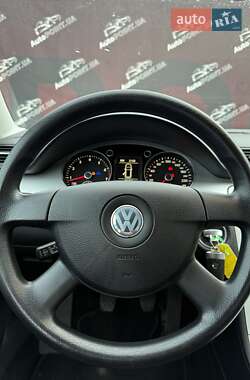 Универсал Volkswagen Passat 2009 в 