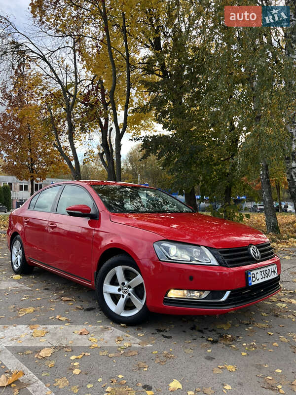 Седан Volkswagen Passat 2013 в Львове фото 4 Седан Volkswagen Passat 2013 в Львове