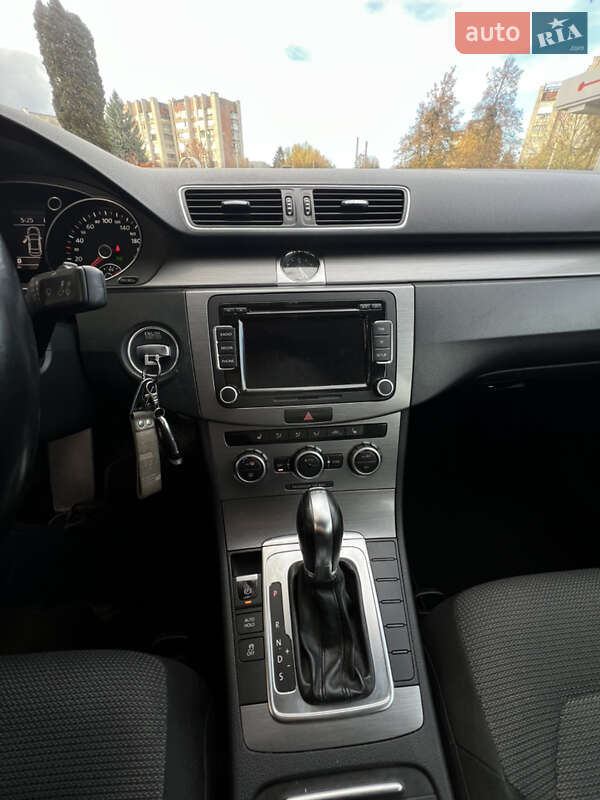 Седан Volkswagen Passat 2013 в Львове фото 19 Седан Volkswagen Passat 2013 в Львове