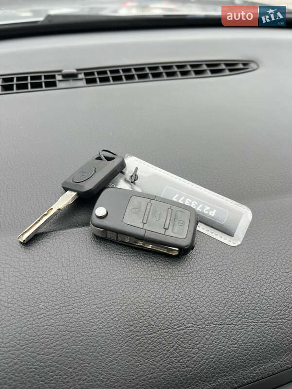 Седан Volkswagen Passat 2002 в Білій Церкві фото 22 Седан Volkswagen Passat 2002 в Білій Церкві