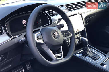 Универсал Volkswagen Passat 2019 в 